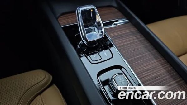car Volvo XC60 id14241 photo #15