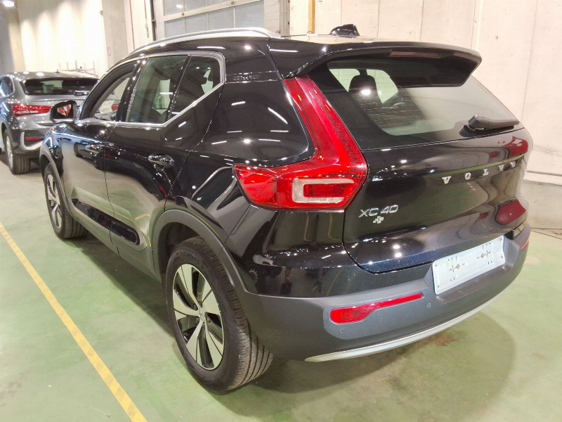car Volvo XC40 id71830 photo #4