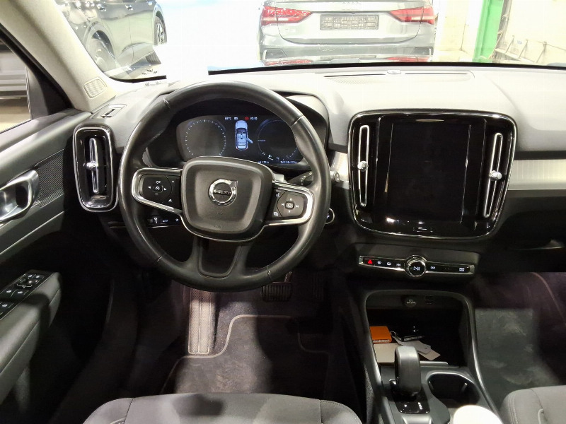 car Volvo XC40 id71830 photo #5