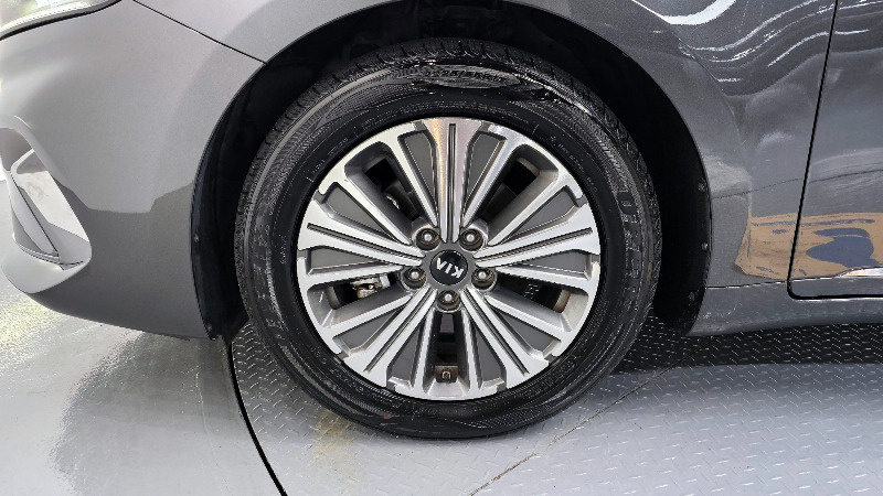 car KIA K7 id71853 photo #5