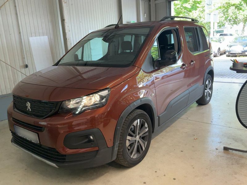 car Peugeot Rifter id71953 main photo