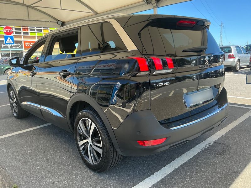 car Peugeot 5008 id72064 photo #2