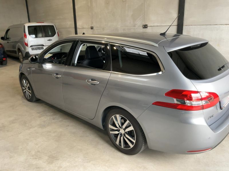 car Peugeot 308 id72066 photo #2