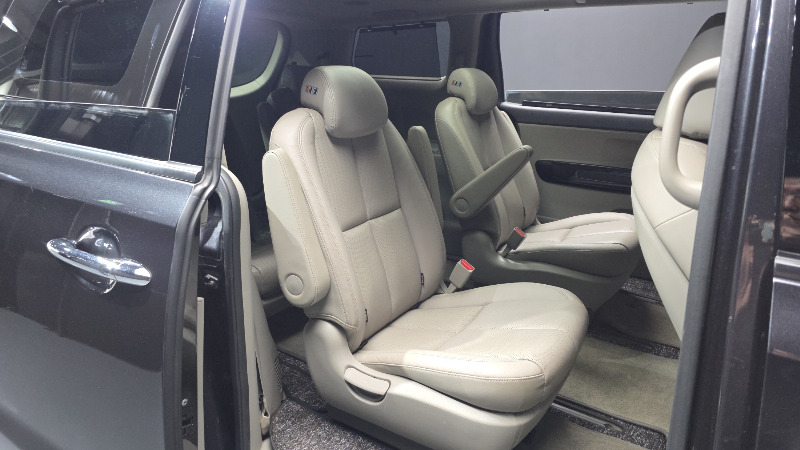 car KIA Carnival id72221 photo #12