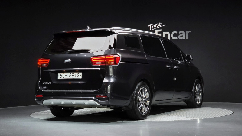 car KIA Carnival id72221 photo #2