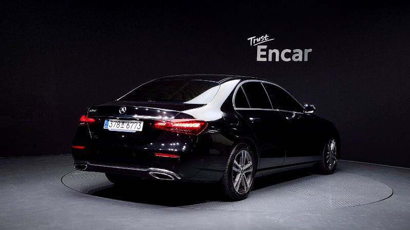 car Mercedes Benz E Class id72330 photo #2