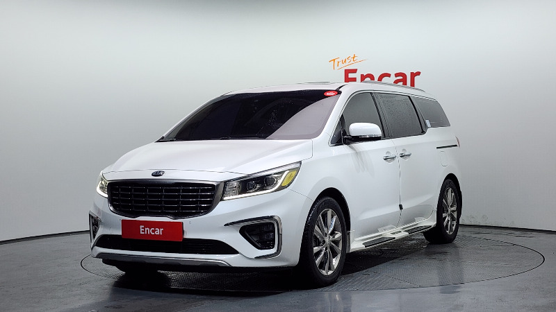 car KIA Carnival id72341 main photo