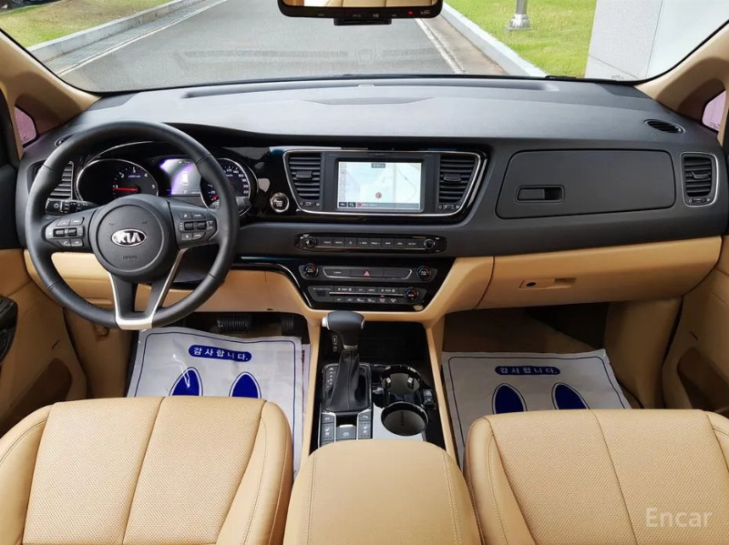 car KIA Carnival id72346 photo #2