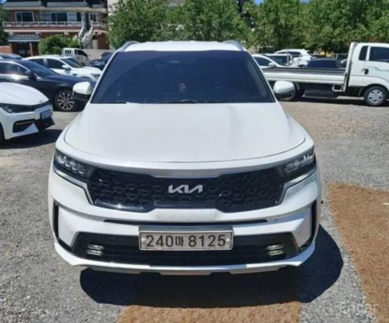 car KIA Sorento id72349 main photo
