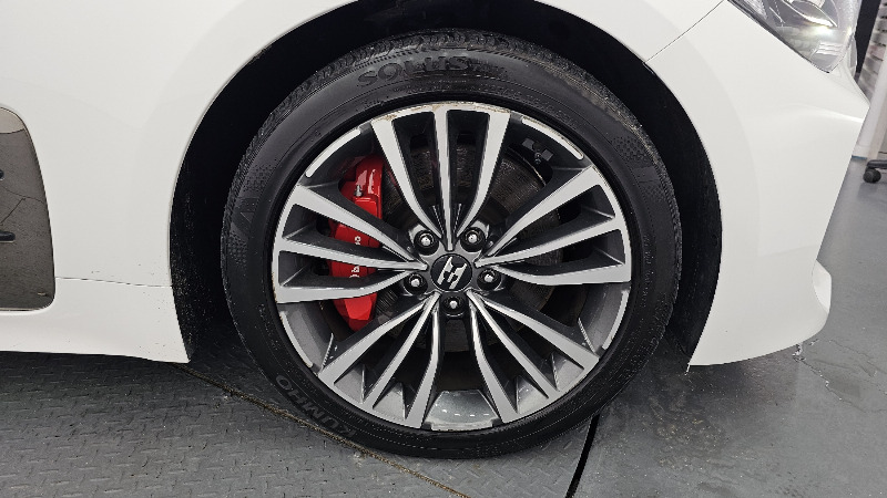 car KIA Stinger id72352 photo #5