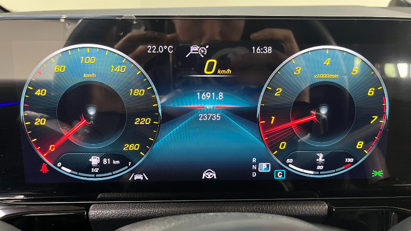 car Mercedes Benz GLA id72367 photo #8