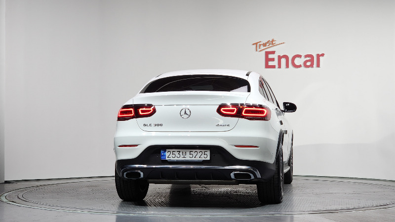 car Mercedes Benz GLC id72389 photo #4