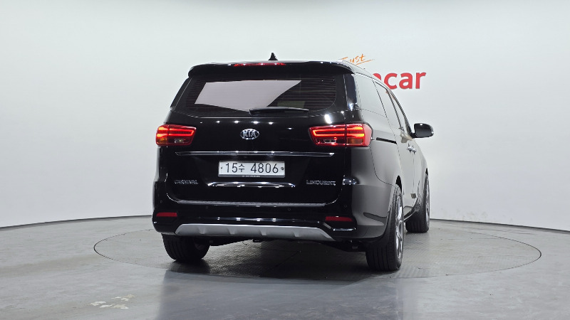 car KIA Carnival id72402 photo #4