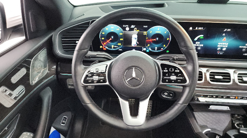 car Mercedes Benz GLE id72425 photo #14