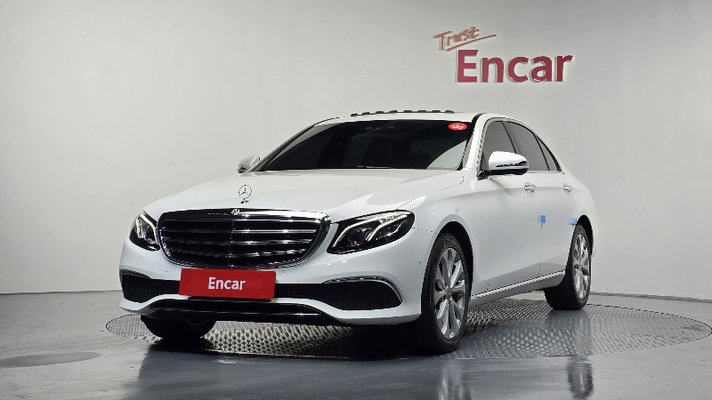 car Mercedes Benz E Class id72443 main photo
