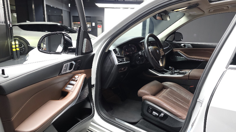 car BMW X7 id72455 photo #10
