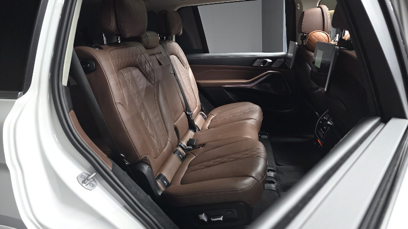 car BMW X7 id72455 photo #12