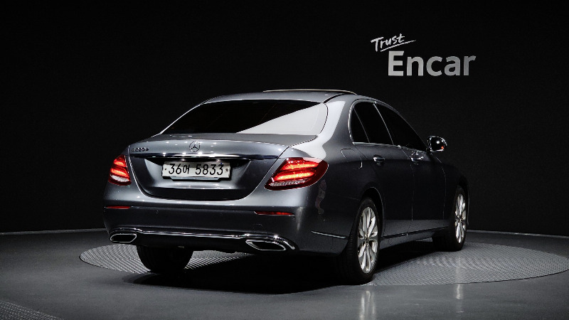 car Mercedes Benz E Class id72474 photo #2
