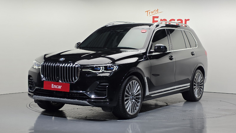 car BMW X7 id72477 main photo