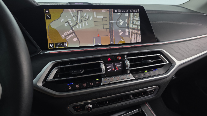 car BMW X7 id72477 photo #13