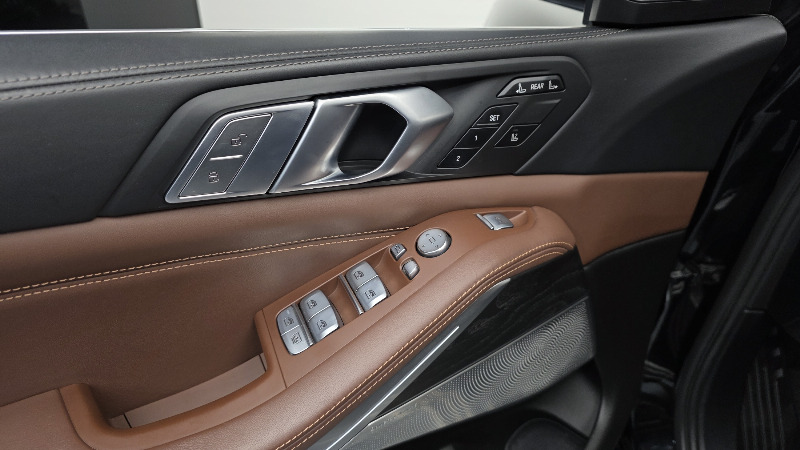 car BMW X7 id72477 photo #19