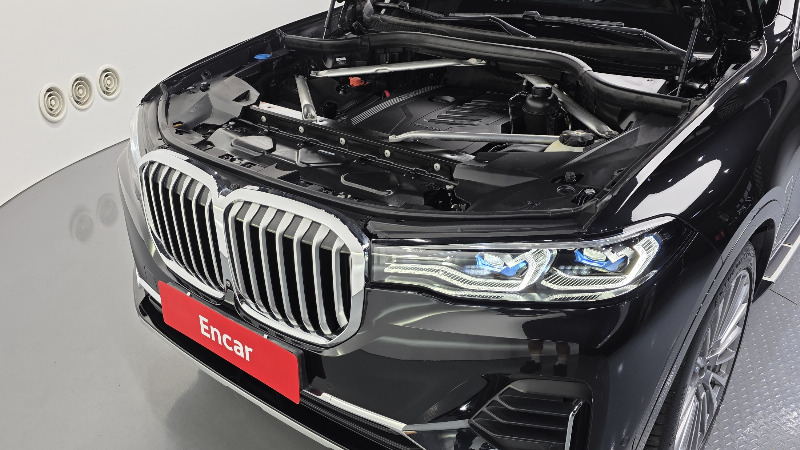 car BMW X7 id72477 photo #6