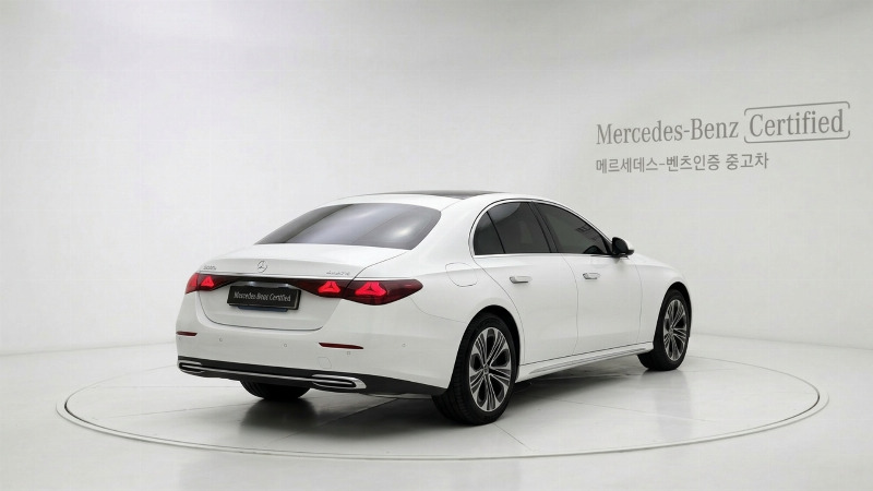car Mercedes Benz E Class id72488 photo #2