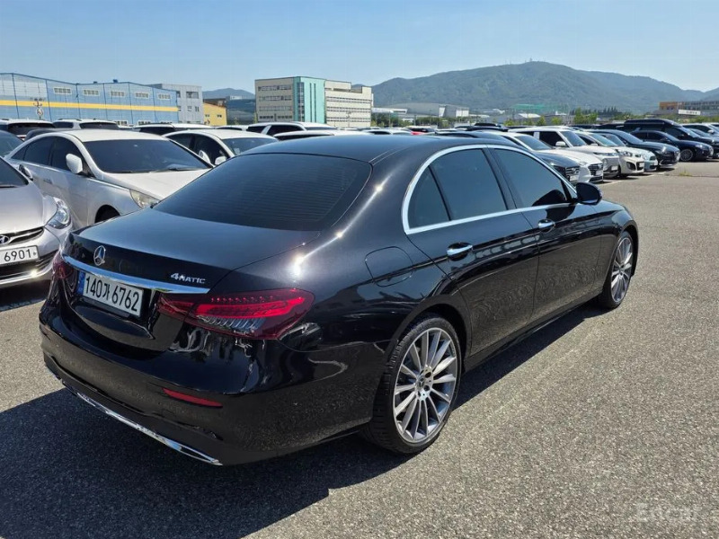 car Mercedes Benz E Class id72509 photo #2