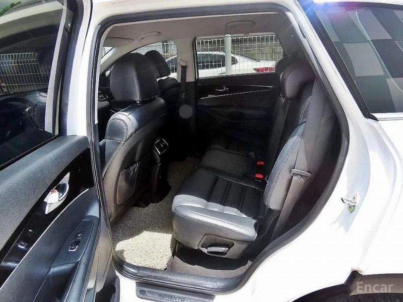 car KIA Sorento id72646 photo #6