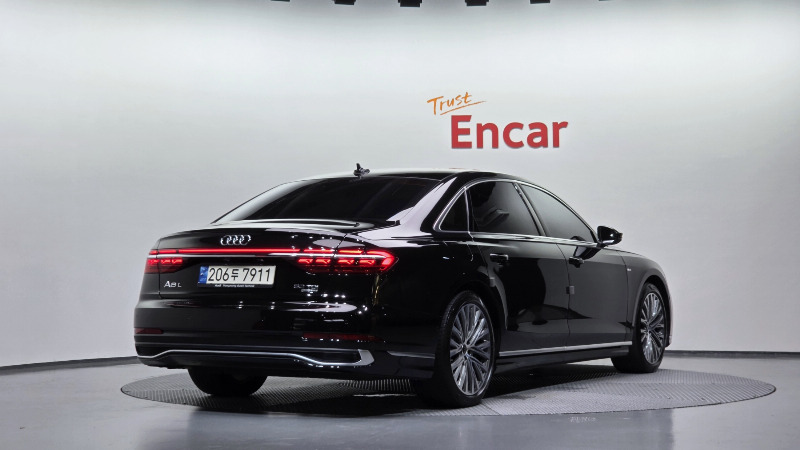 car Audi A8 id72677 photo #2