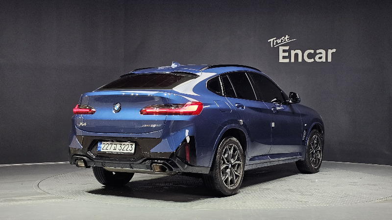 car BMW X4 id72686 photo #2