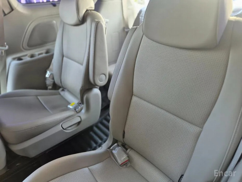 car KIA Carnival id72843 photo #14