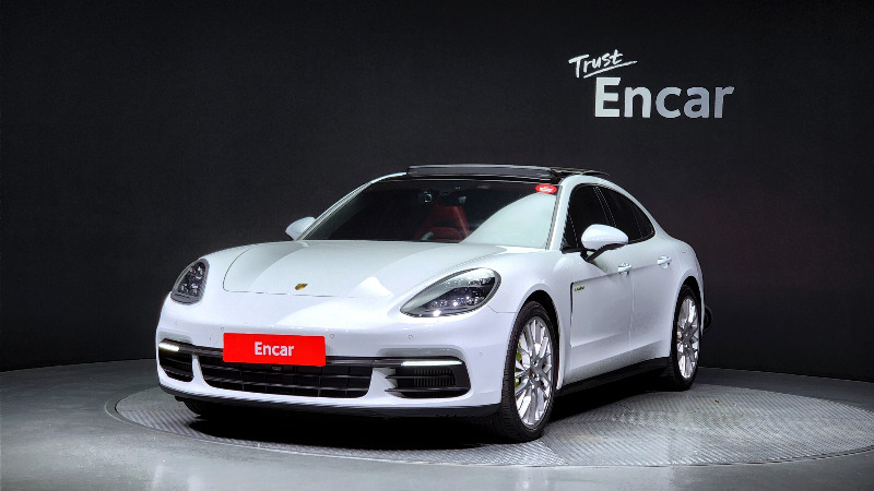 car Porsche Panamera id72898 main photo