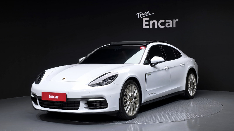 car Porsche Panamera id72899 main photo