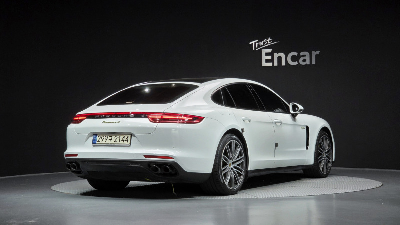 car Porsche Panamera id72910 photo #2