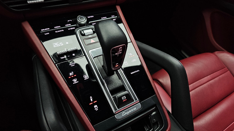 car Porsche Cayenne id72943 photo #9
