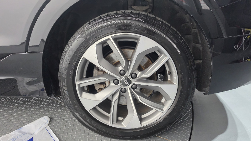 car Audi e-tron id73009 photo #21