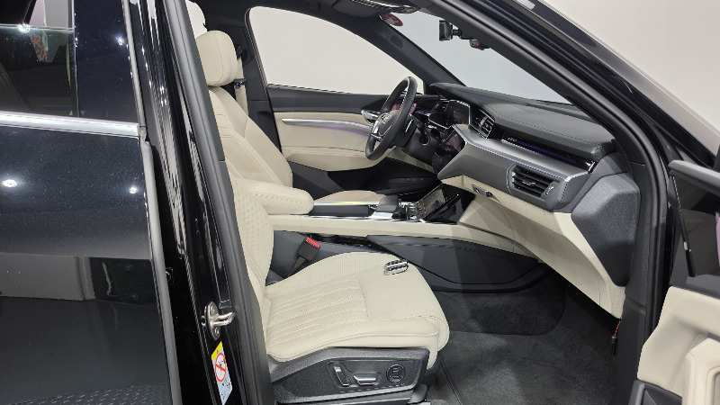 car Audi e-tron id73009 photo #26