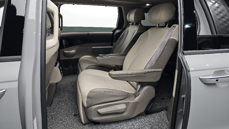 car KIA Carnival id73018 photo #11