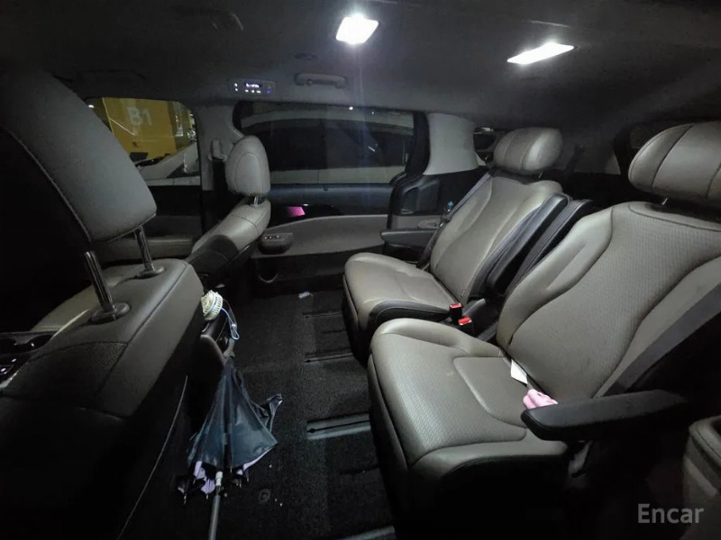 car KIA Carnival id73029 photo #11