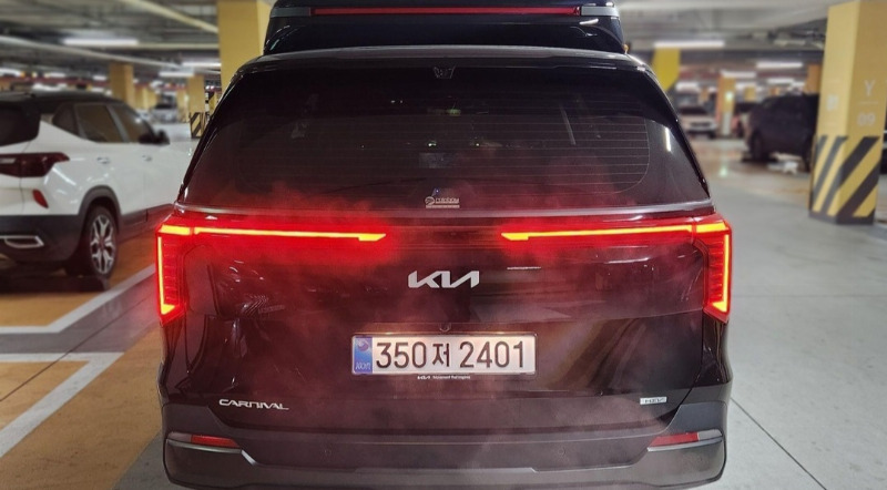 car KIA Carnival id73029 photo #4
