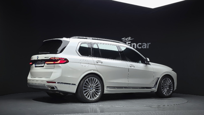 car BMW X7 id73087 photo #2