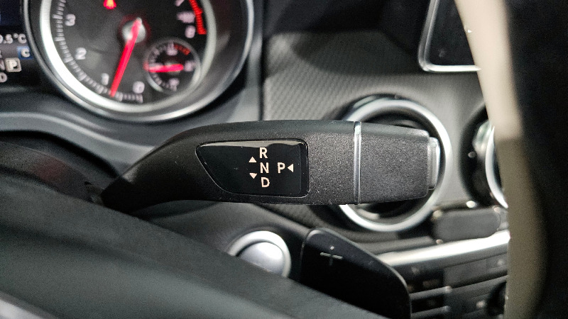 car Mercedes Benz GLA id73146 photo #9