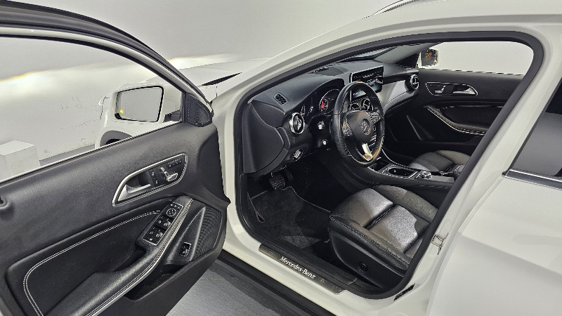 car Mercedes Benz GLA id73151 photo #10