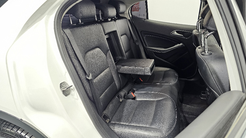 car Mercedes Benz GLA id73151 photo #12