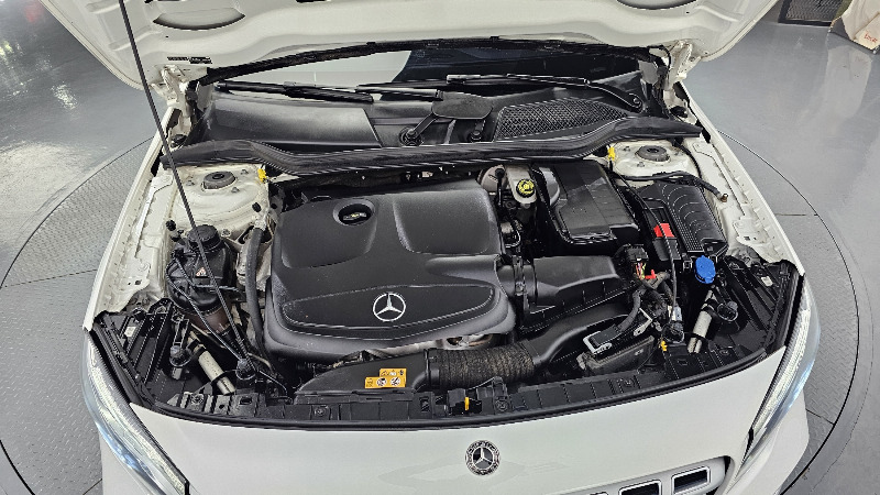 car Mercedes Benz GLA id73151 photo #6