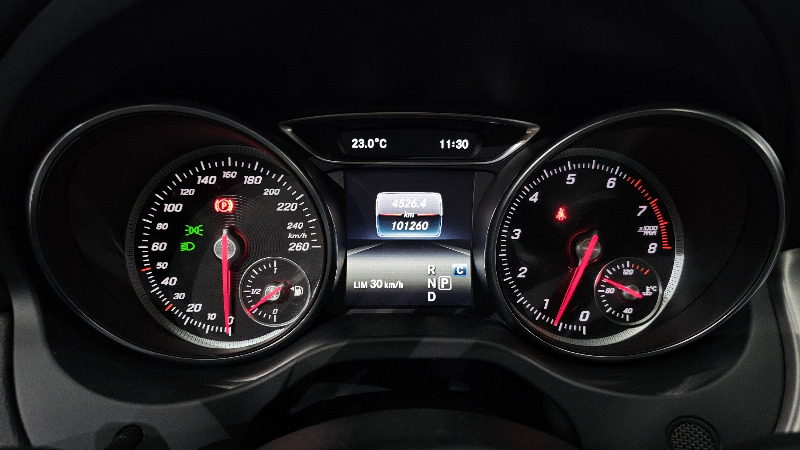 car Mercedes Benz GLA id73151 photo #8