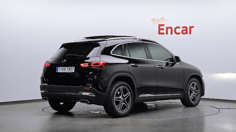 car Mercedes Benz GLA id73155 photo #2
