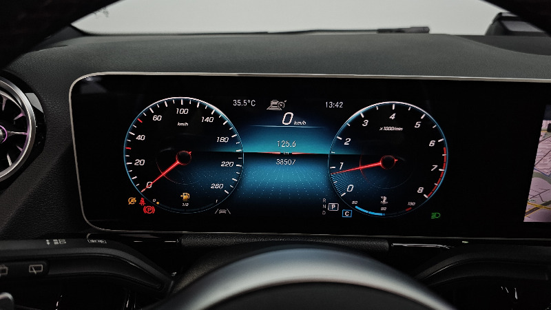 car Mercedes Benz GLA id73155 photo #8