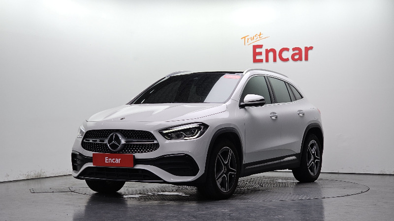 car Mercedes Benz GLA id73157 main photo